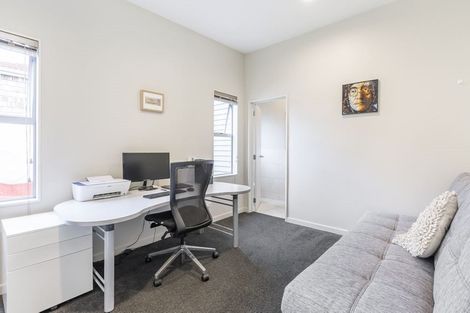 Photo of property in 24 Kittiwake Drive, Schnapper Rock, Auckland, 0632