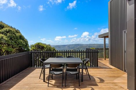 Photo of property in 23 Log Race Road, Piha, New Lynn, 0772
