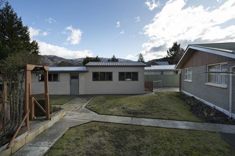 Photo of property in 77 Fache Street, Clyde, 9330