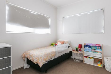 Photo of property in 31 Reynolds Place, Papamoa Beach, Papamoa, 3118