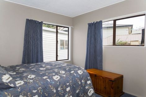 Photo of property in 13 Maclaurin Street, Dannevirke, 4930