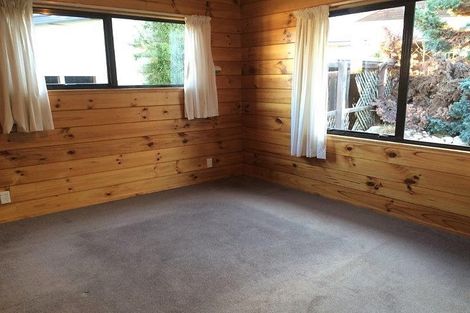 Photo of property in 16 Achilles Place, Wanaka, 9305