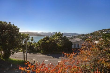 Photo of property in 1 Kenef Road, Paremata, Porirua, 5024