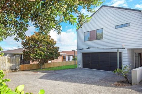 Photo of property in 5/124 Pakuranga Road, Pakuranga, Auckland, 2010