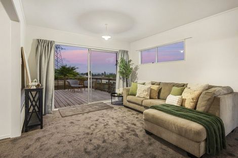 Photo of property in 124 Mallard Drive, Selwyn Heights, Rotorua, 3015