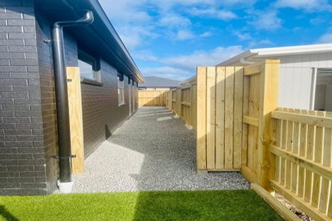 Photo of property in 18 Bale Close, Papamoa, 3118