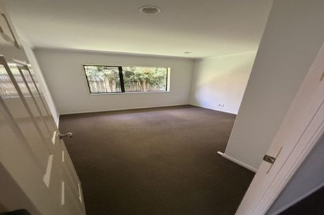 Photo of property in 10 Amapur Place, Flat Bush, Auckland, 2019