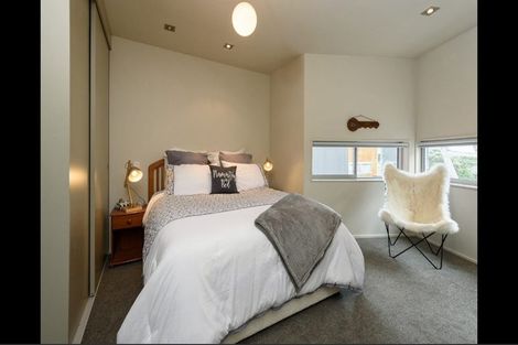 Photo of property in 8/2 Onslow Road, Khandallah, Wellington, 6035