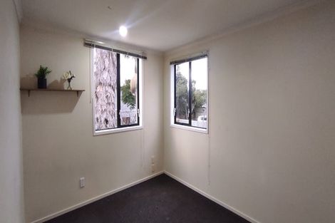Photo of property in 17 Blumhardt Place, Avondale, Auckland, 1026