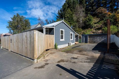 Photo of property in 396 Kaikorai Valley Road, Bradford, Dunedin, 9011