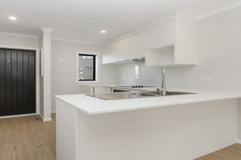 Photo of property in 125 Metcalfe Road, Ranui, Auckland, 0612