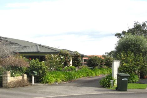 Photo of property in 20a Kinross Drive, Merrilands, New Plymouth, 4312