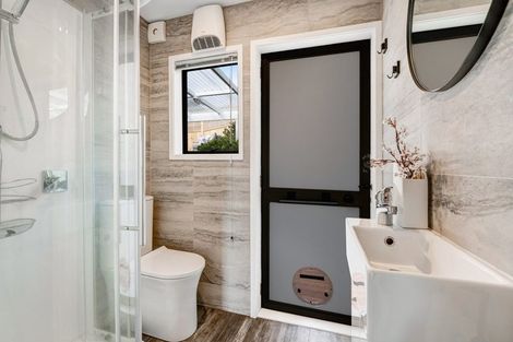 Photo of property in 28 Duncansby Road, Stanmore Bay, Whangaparaoa, 0932