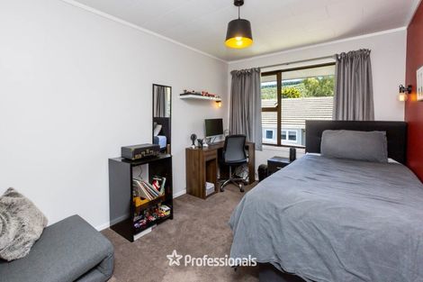 Photo of property in 1/4 Parera Grove, Heretaunga, Upper Hutt, 5018