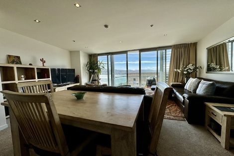 Photo of property in Portal Apartments, 8e/42 Cable Street, Te Aro, Wellington, 6011