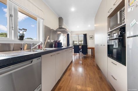 Photo of property in 31 Durham Street, Te Atatu Peninsula, Auckland, 0610