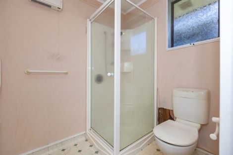 Photo of property in 29 Winara Avenue, Waikanae, 5036