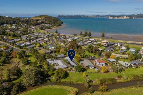 Photo of property in 13 Parkland Place, Whitianga, 3510