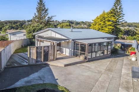 Photo of property in 42 Beaumaris Crescent, Ascot Park, Porirua, 5024