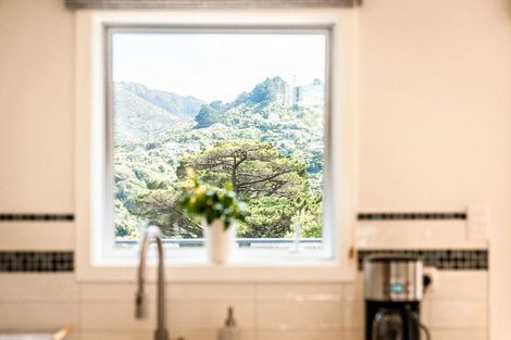 Photo of property in 31 Warwick Street, Wilton, Wellington, 6012