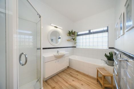 Photo of property in 29 Clearview Drive, Milson, Palmerston North, 4414