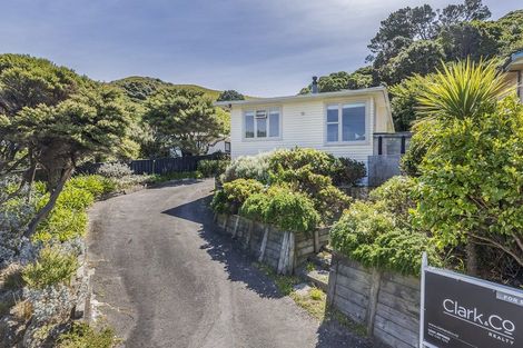Photo of property in 12 Raroa Place, Pukerua Bay, 5026