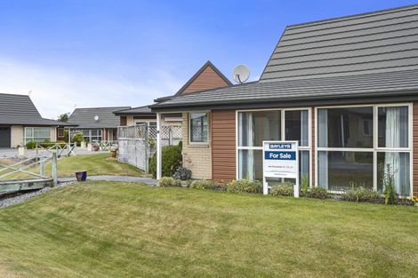 Photo of property in Rivertown Villas, 150 Williams Street, Kaiapoi, 7630