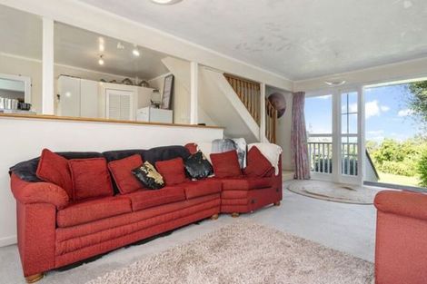 Photo of property in 6 Grendon Road, Titirangi, Auckland, 0604