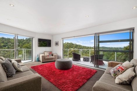 Photo of property in 96 Victory Road, Laingholm, Auckland, 0604