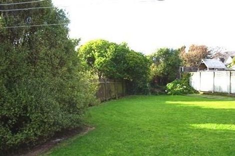 Photo of property in 1/33 Richmond Grove, Woburn, Lower Hutt, 5010