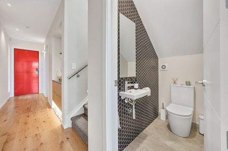 Photo of property in 39 Craigs Way, Hobsonville, Auckland, 0616