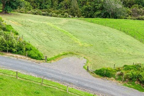 Photo of property in 75 Kohinui Road, Parua Bay, 0192