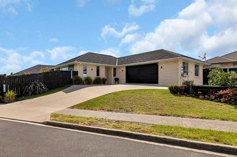 Photo of property in 7 Pukeko Street, Ruakaka, 0116
