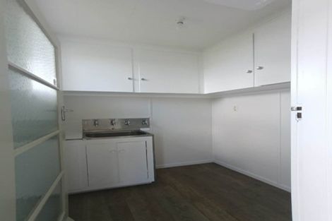 Photo of property in 38 Larne Avenue, Pakuranga Heights, Auckland, 2010