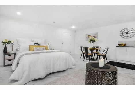 Photo of property in 17 Scenic Drive, Titirangi, Auckland, 0604