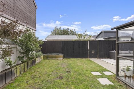Photo of property in 4/37 Avalon Street, Richmond, Christchurch, 8013