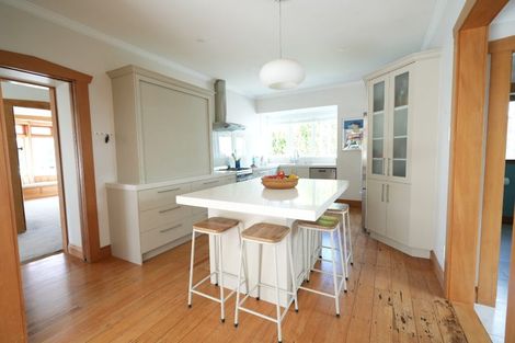 Photo of property in 6 Kent Street, Riverhead, 0820