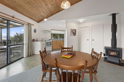 Photo of property in 9 Nova Way, Kauri, 0185