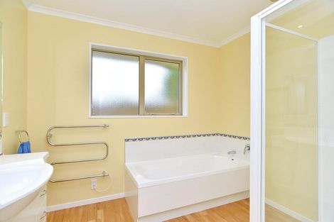 Photo of property in 15 Kensington Avenue, Rangiora, 7400