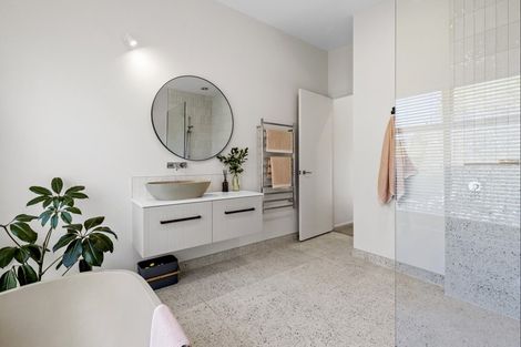 Photo of property in 194 Peninsula Road, Kawarau Falls, Queenstown, 9300