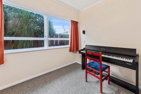 Photo of property in 8 Rameses Place, Pomare, Rotorua, 3015