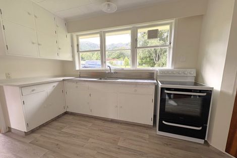 Photo of property in 56 Kamahi Street, Stokes Valley, Lower Hutt, 5019