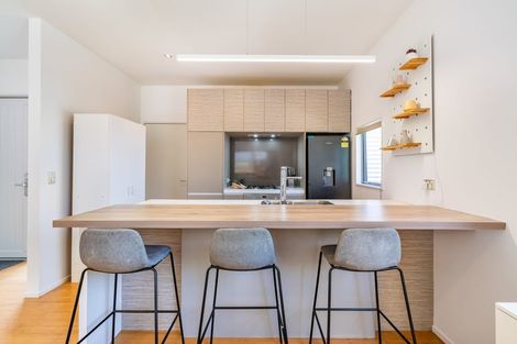 Photo of property in 75 Saddleback Grove, Karori, Wellington, 6012