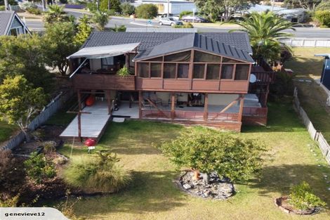 Photo of property in 1394 Whangaparaoa Road, Army Bay, Whangaparaoa, 0930