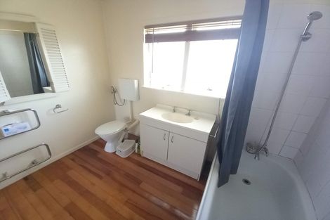 Photo of property in 2/83 Symonds Street, Royal Oak, Auckland, 1061