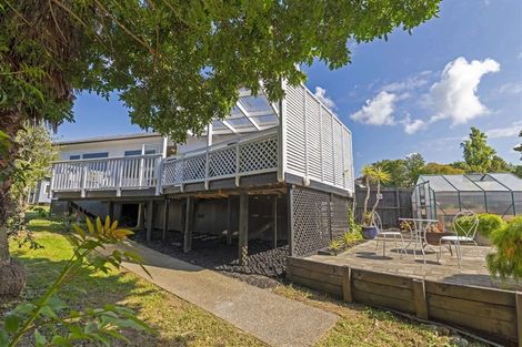 Photo of property in 1/29 Cranston Street, Torbay, Auckland, 0632