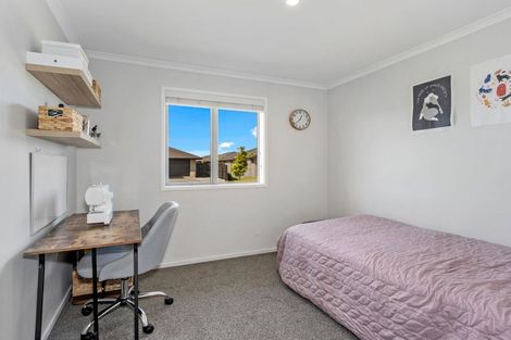 Photo of property in 33 Bradwell Crescent, Halswell, Christchurch, 8025