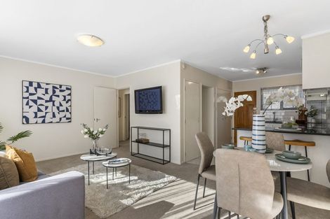 Photo of property in 4/112 Gossamer Drive, Pakuranga Heights, Auckland, 2010