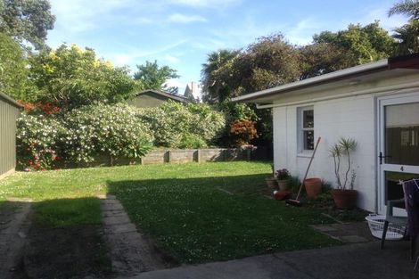 Photo of property in 2/70 Beresford Street, Bayswater, Auckland, 0622