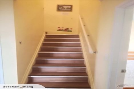 Photo of property in 13 Cooladerry Place, Rosehill, Papakura, 2113